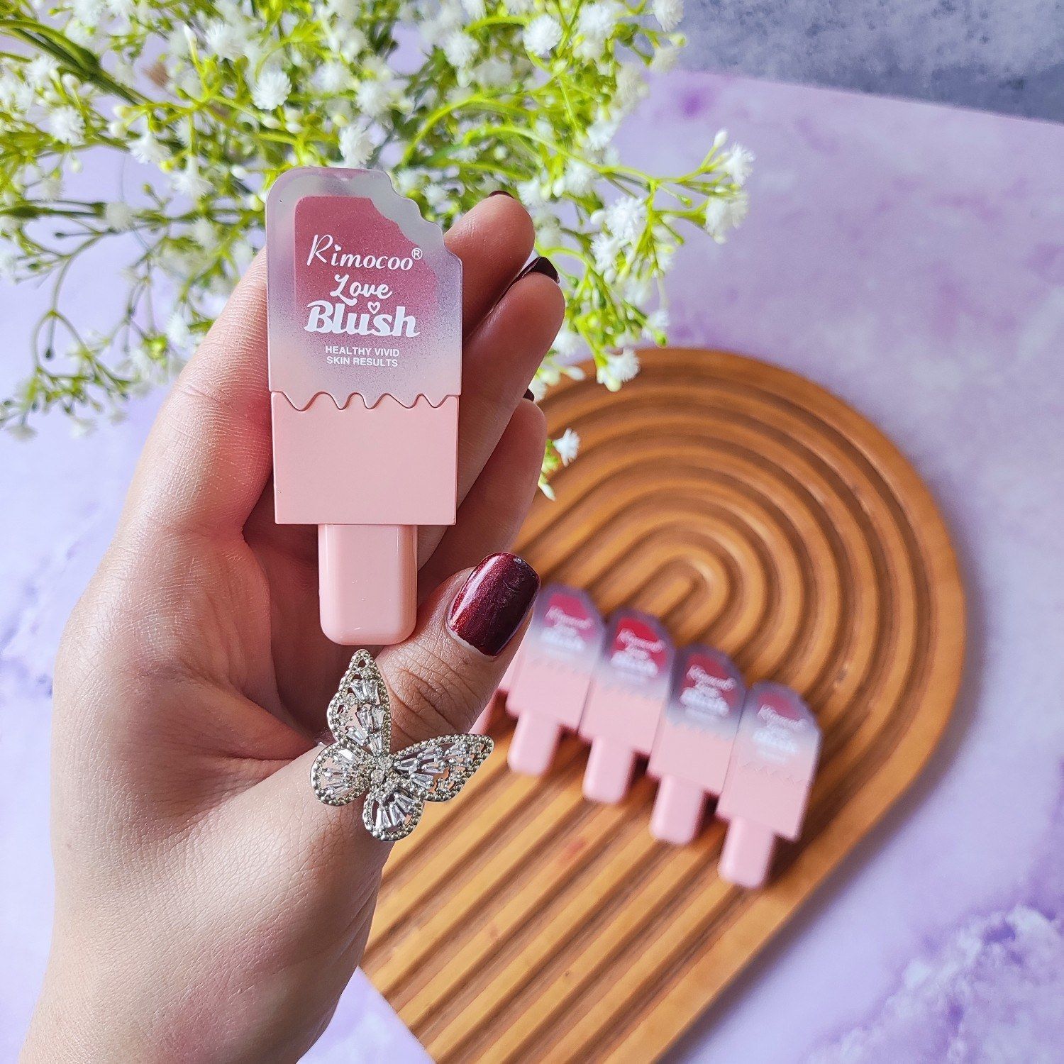 رژگونه بستنی